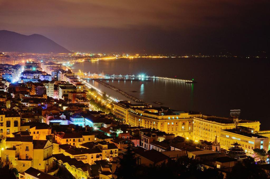 Sichelgaita Apartment Salerno Exterior foto