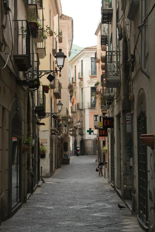 Sichelgaita Apartment Salerno Exterior foto