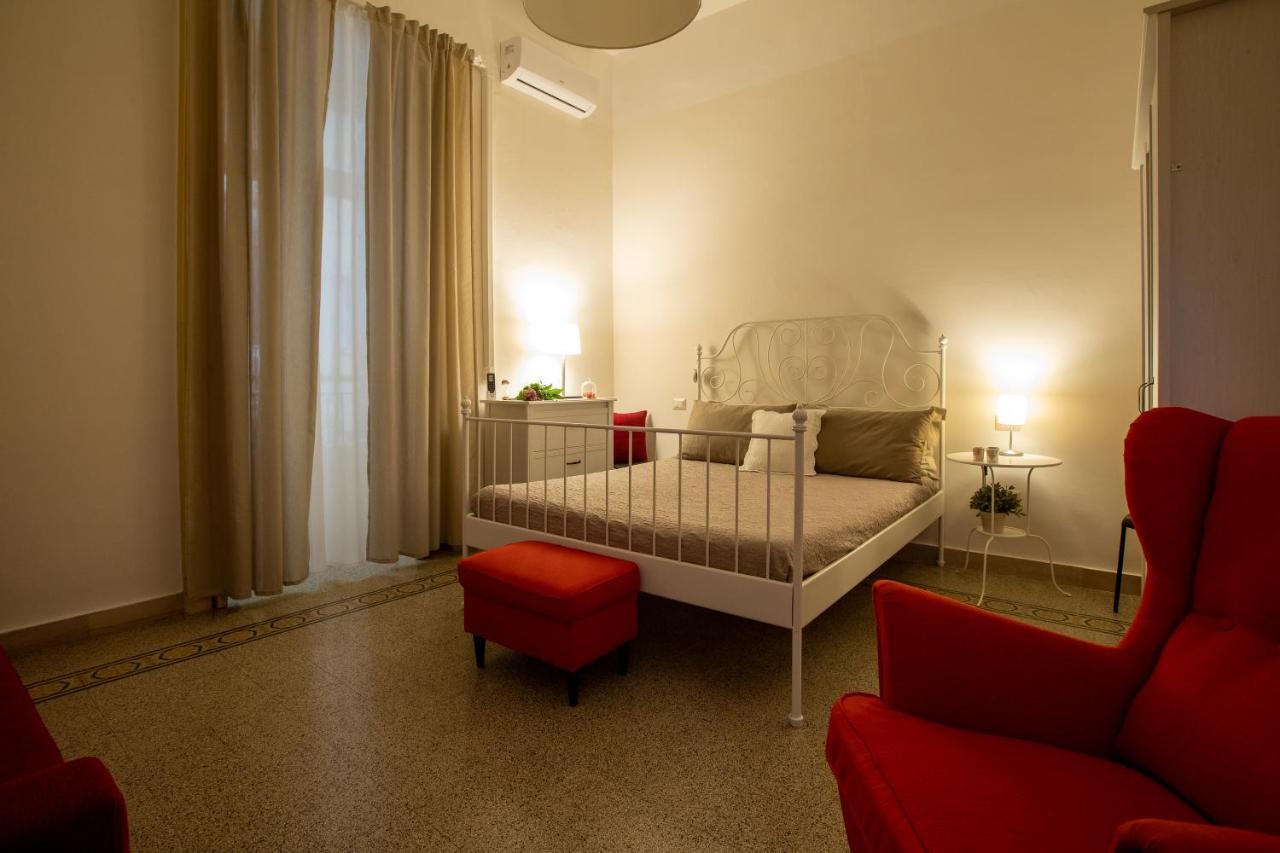 Sichelgaita Apartment Salerno Exterior foto