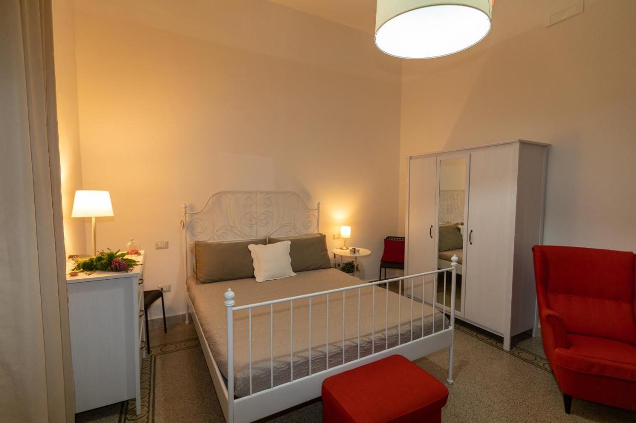 Sichelgaita Apartment Salerno Exterior foto